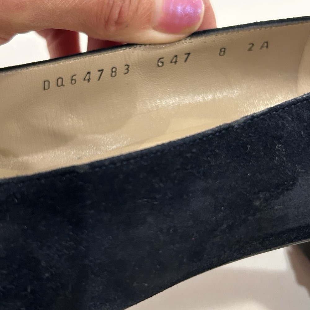 Salvatore Ferragamo Classic Black Suede Leather Closed Toe‎ Pump Heels Shoe 8 AA - Picture 15 of 15